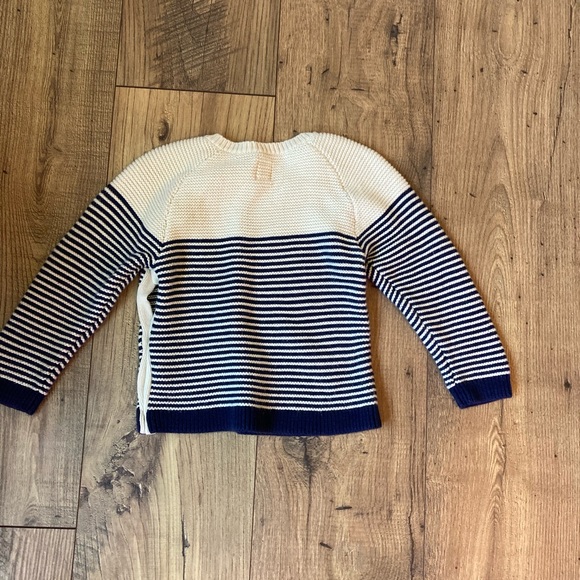 Gap gender neutral sweater - Picture 3 of 3